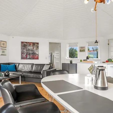 Casa vacanze Glenda - 2-1km From The Sea By Interhome Bogø By
